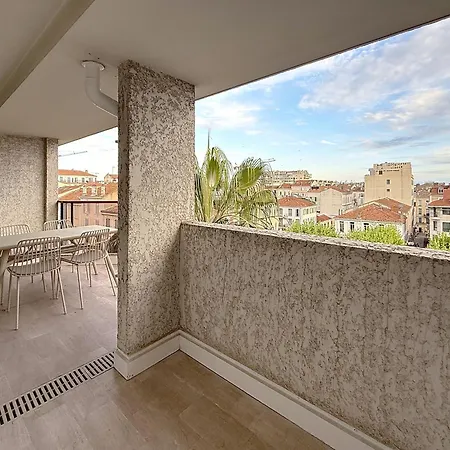 Intuition Duplex 3 Lits Terrasse 5mn Palais Et Croisette Appartement Cannes